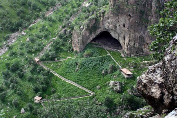 Пещера Шанидар в горах Загрос.